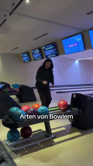 Bei unserer #SPiNNactivity wird schnell klar: Jede:r hat seinen ganz eigenen Style auf der Bahn – und genau das macht uns aus. 🎳 Und welche Art von Bowler seid ihr? 😜

#SPiNNWERK #Agenturleben #Digitalagentur